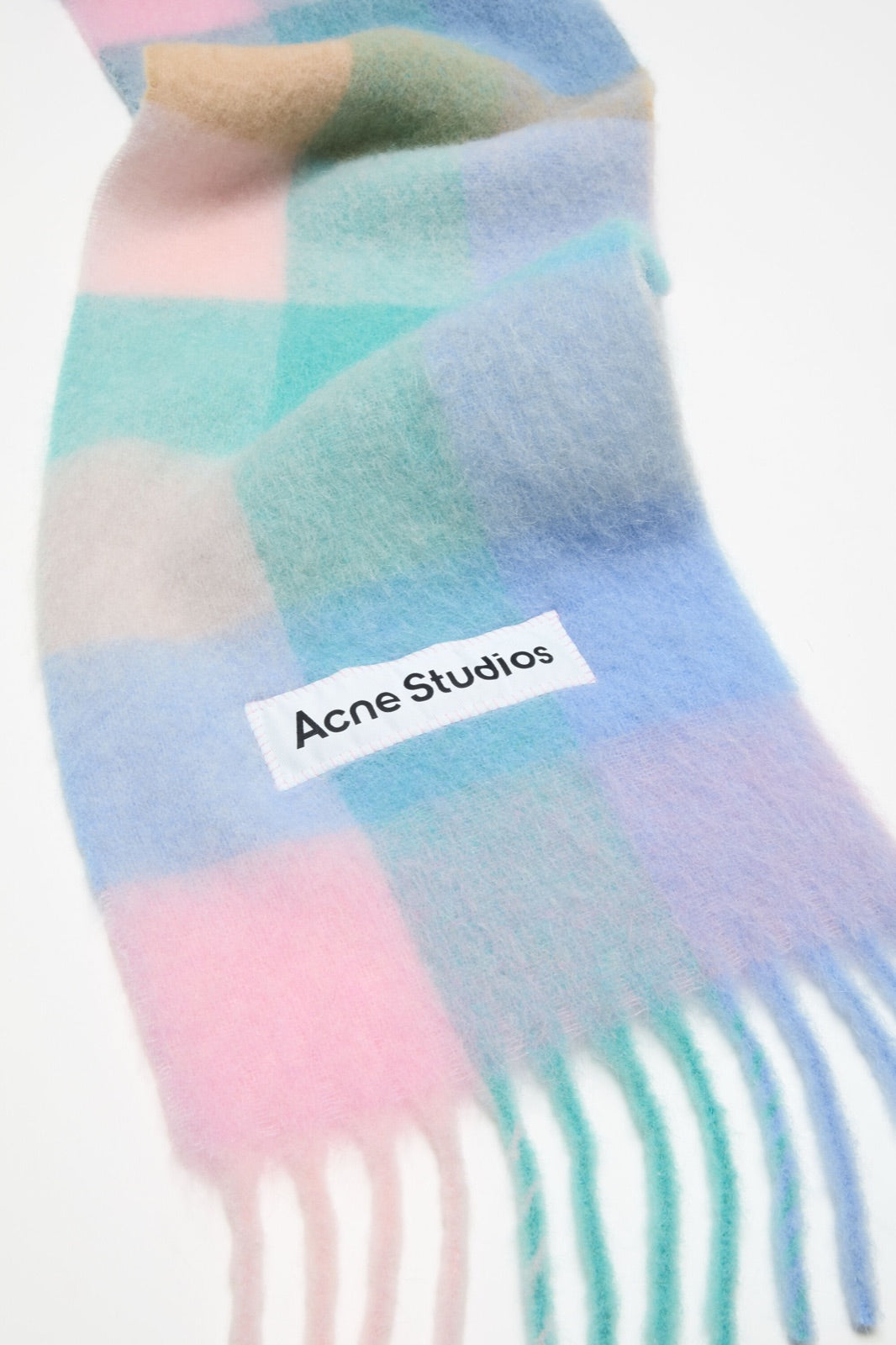 Acne Studios მოჰერის შარფი უჯრედით