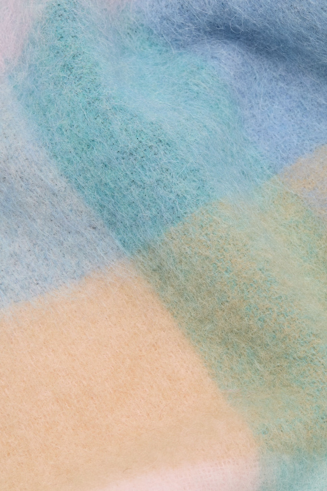 Acne Studios მოჰერის შარფი უჯრედით