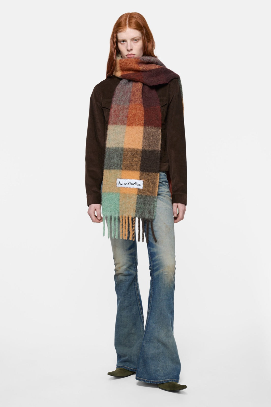Acne Studios მოჰერის უჯრედიანი შარფი