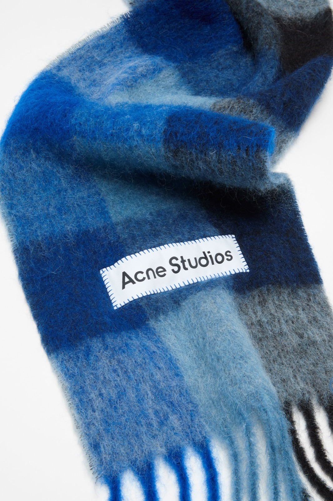 Acne Studios მოჰერის შარფი უჯრით