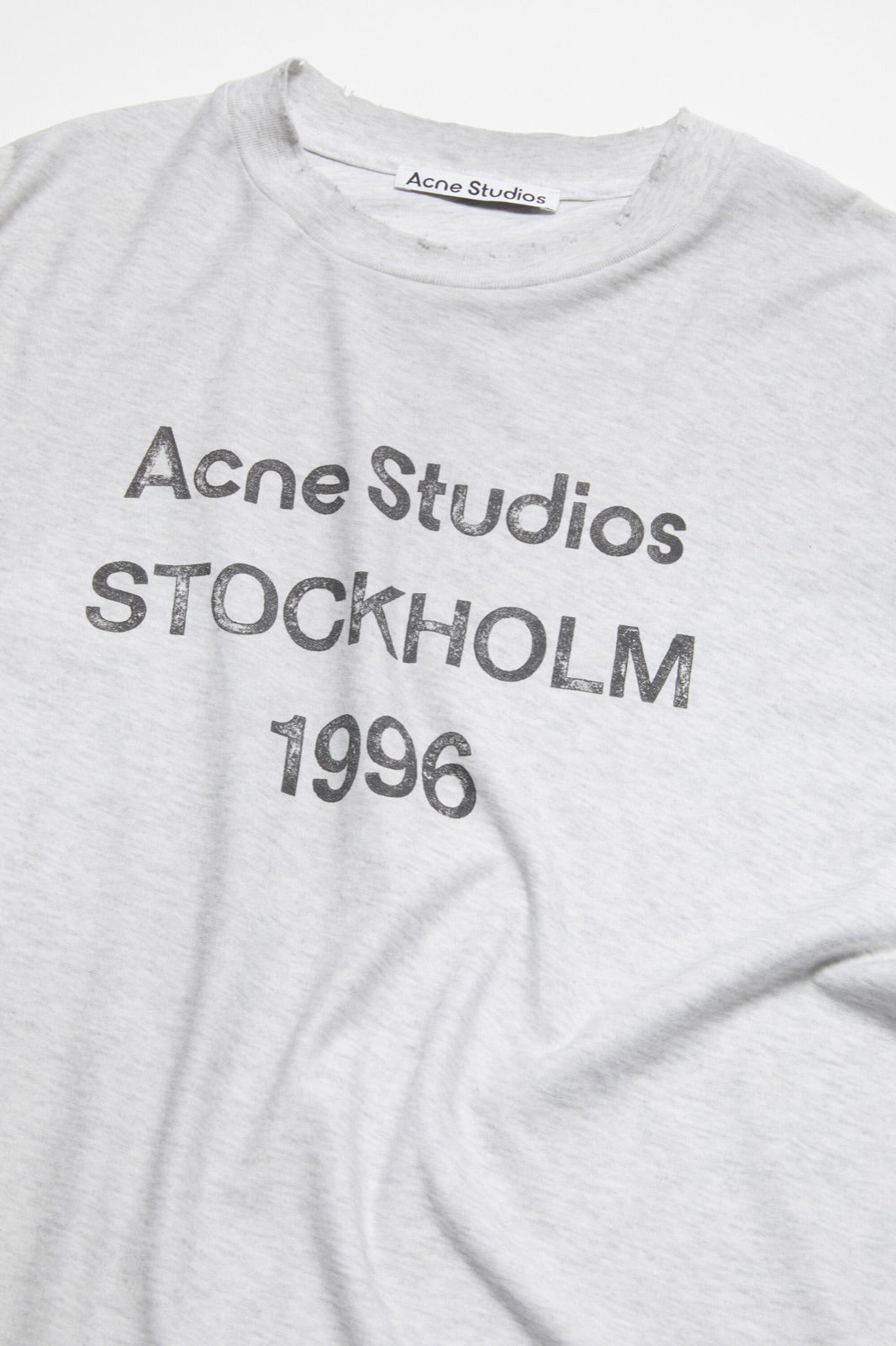 Acne Studios მაისური ლოგოთი