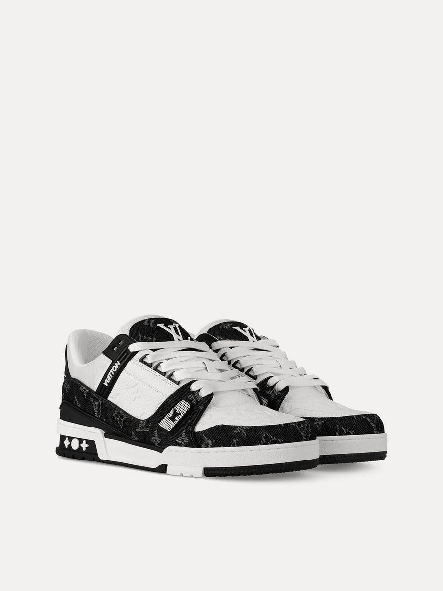 კედები LV Trainer