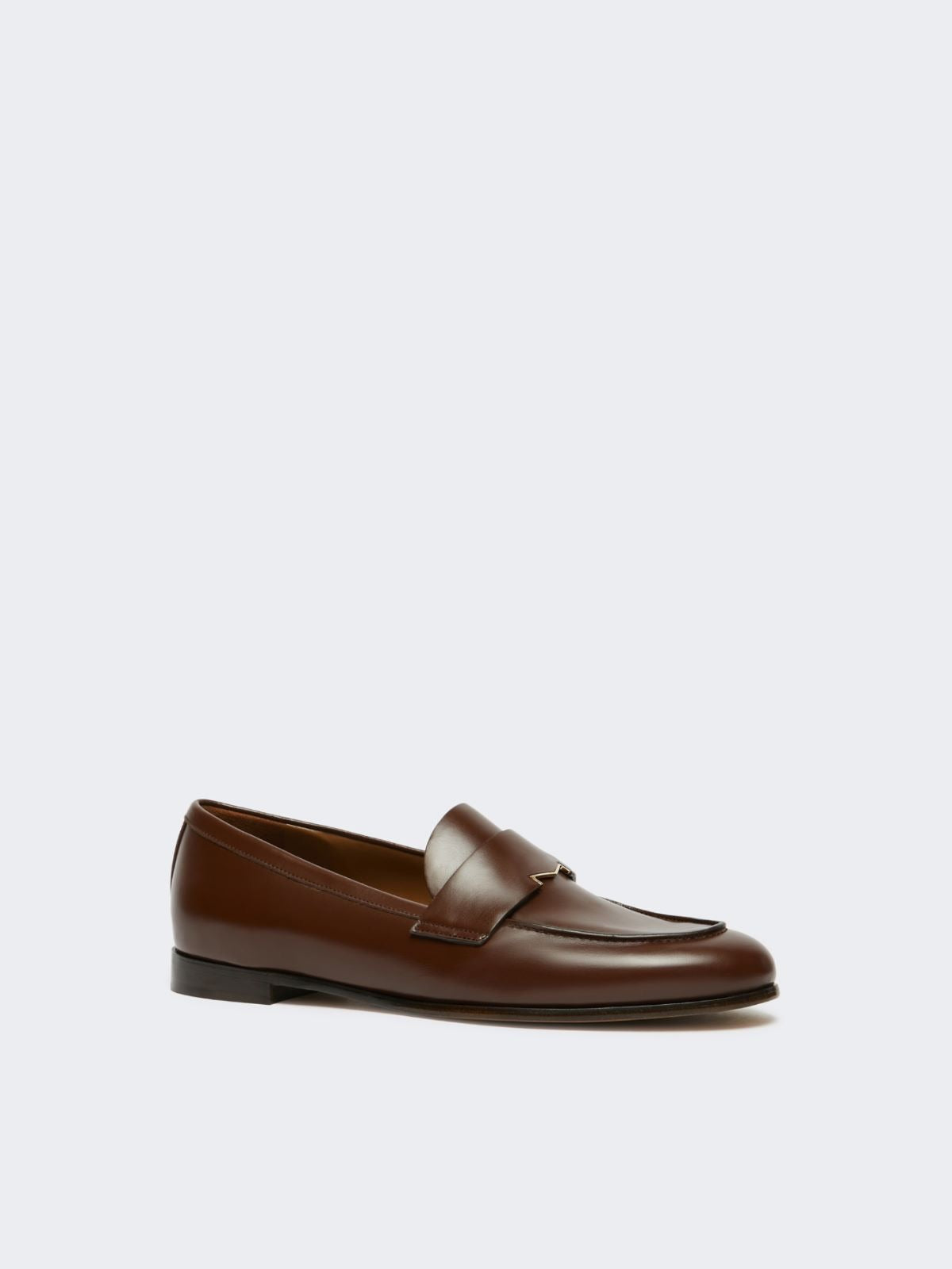 Max Mara ტყავის ლოფერები Jordan