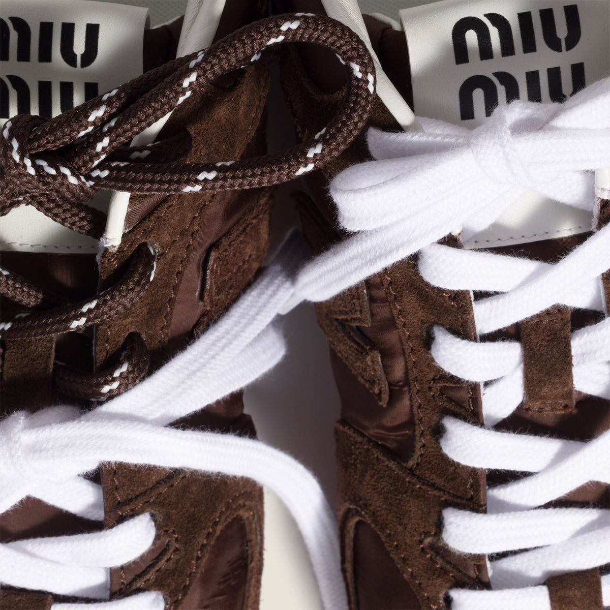 Miu Miu კედები New Balance x Miu Miu 530 SL