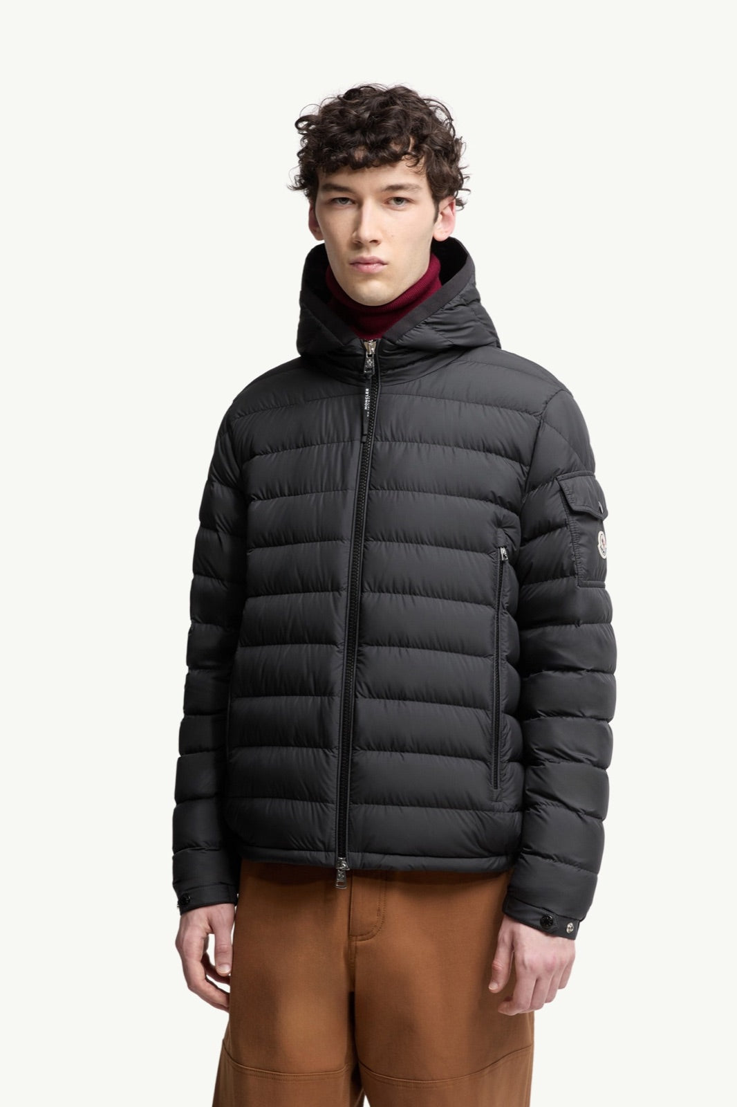 Moncler მოკლე ღინღლის ქურთუკი Galion