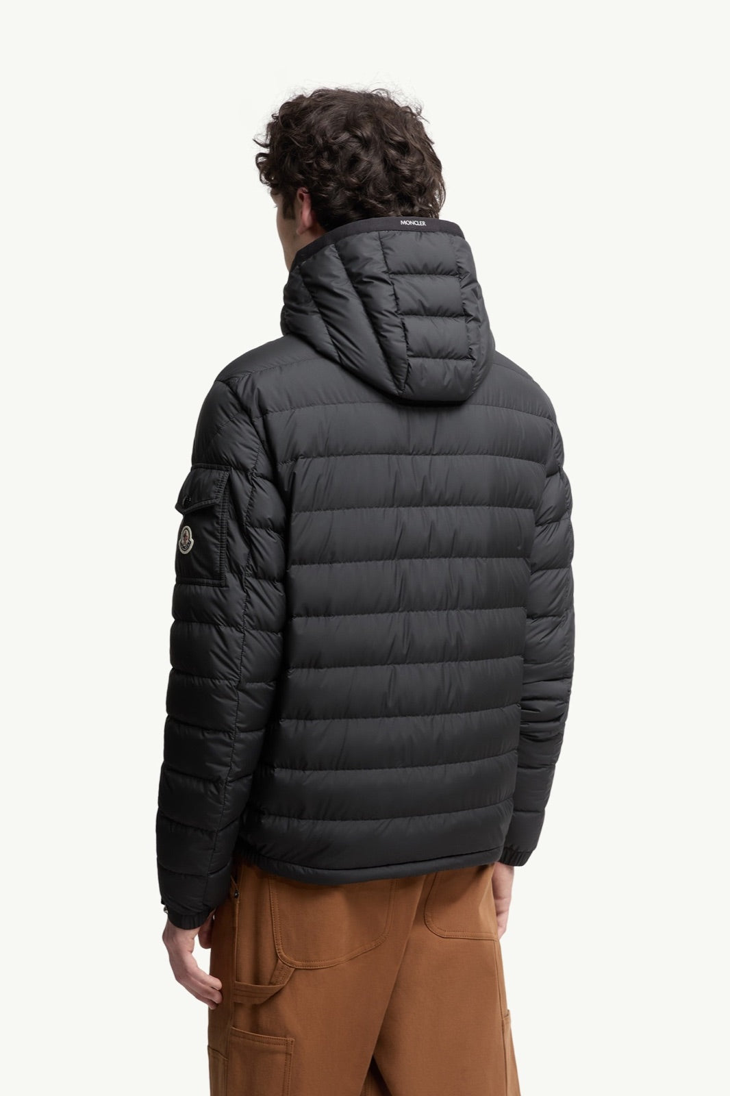 Moncler მოკლე ღინღლის ქურთუკი Galion