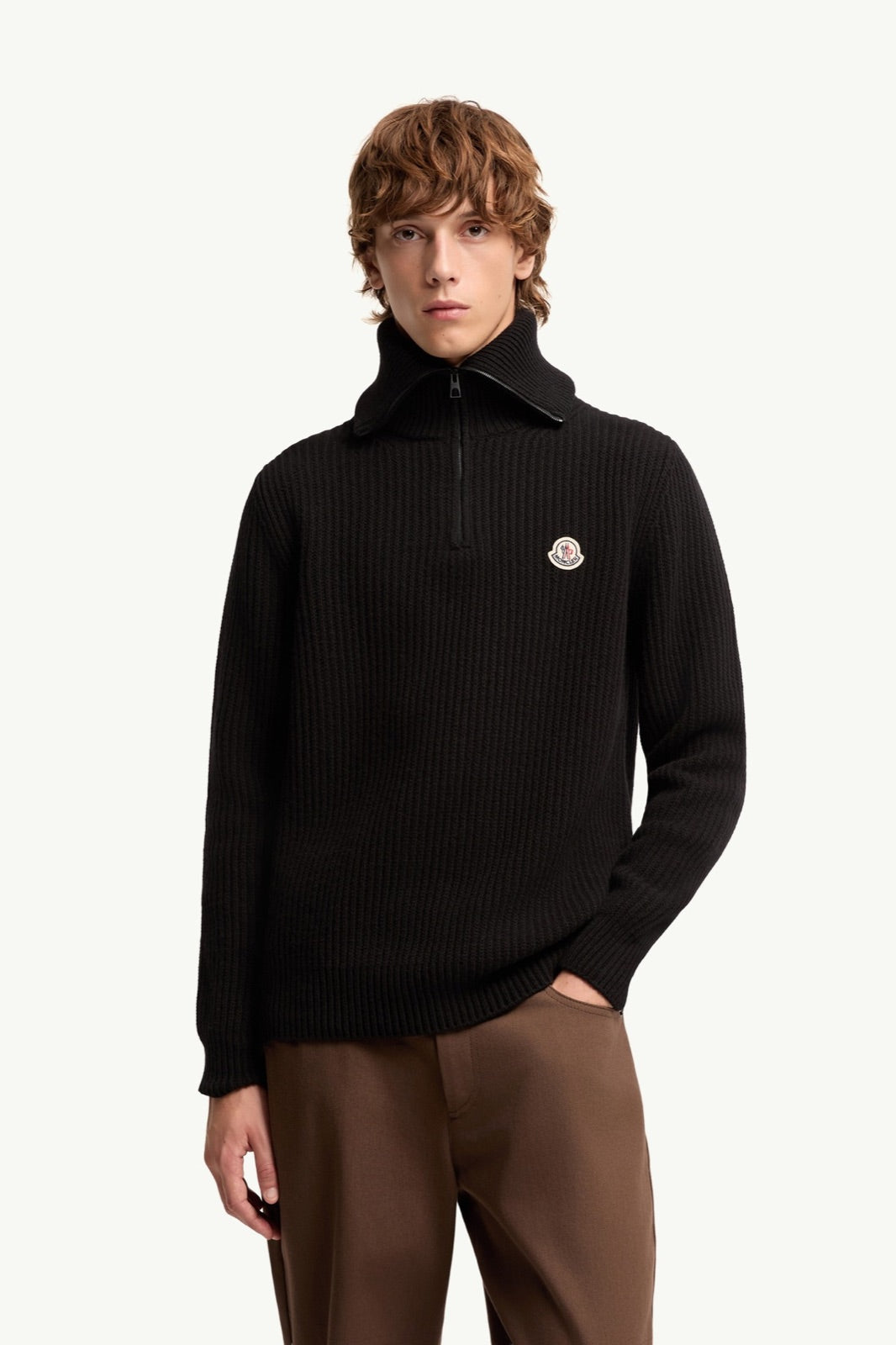 Moncler მატყლის ბადლონი ელვით