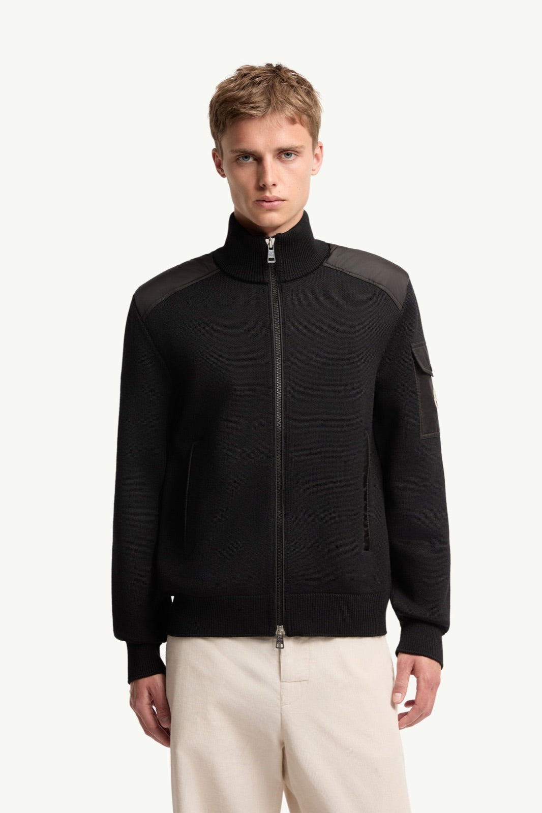 Moncler მატყლის კარდიგანი ელვით