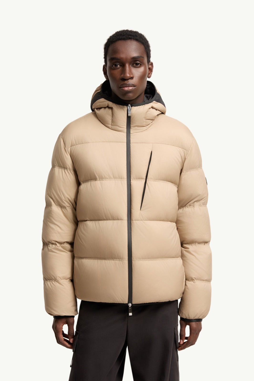 Moncler მოკლე ღინღლის ქურთუკი Poitevin
