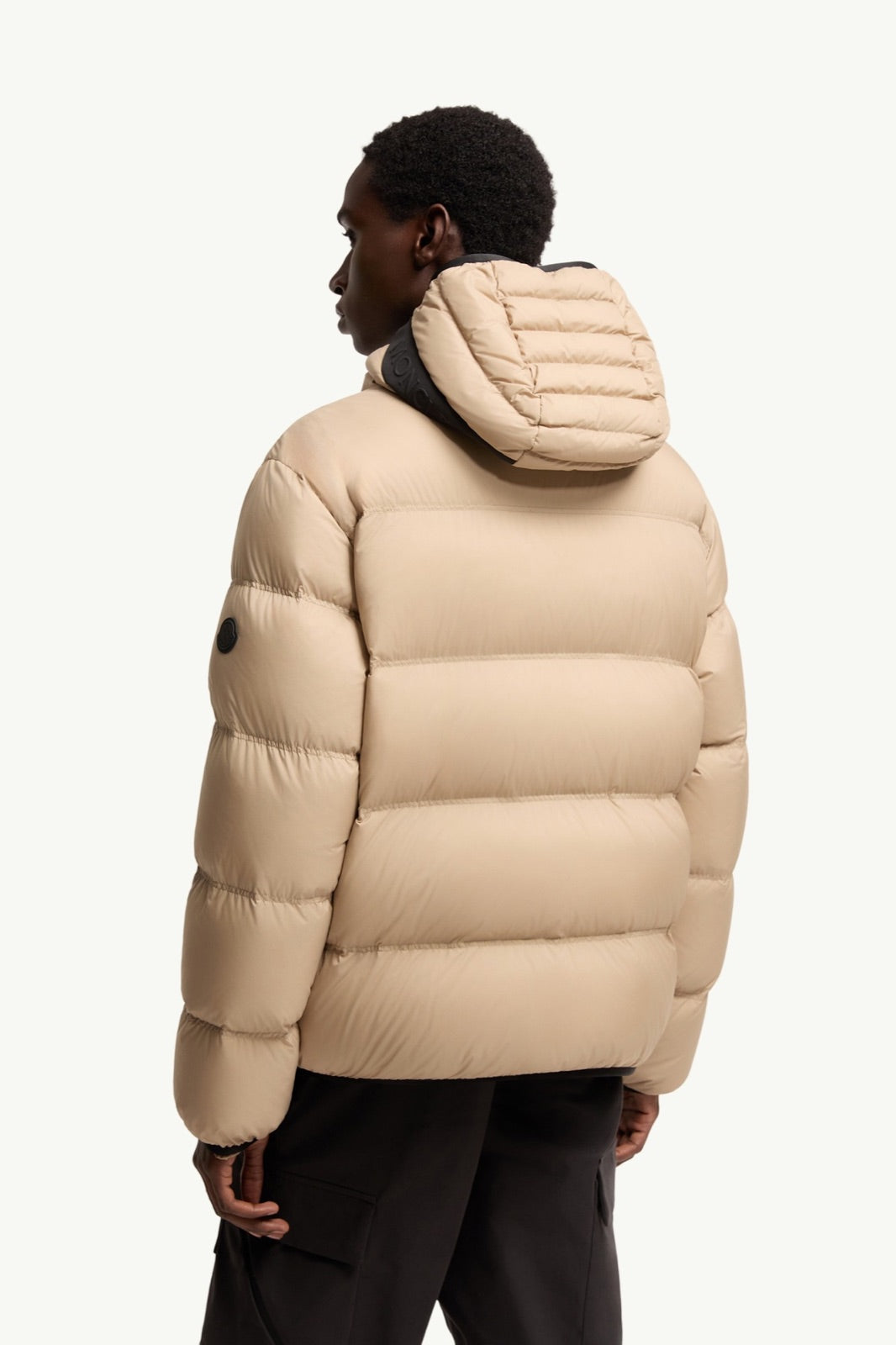 Moncler მოკლე ღინღლის ქურთუკი Poitevin