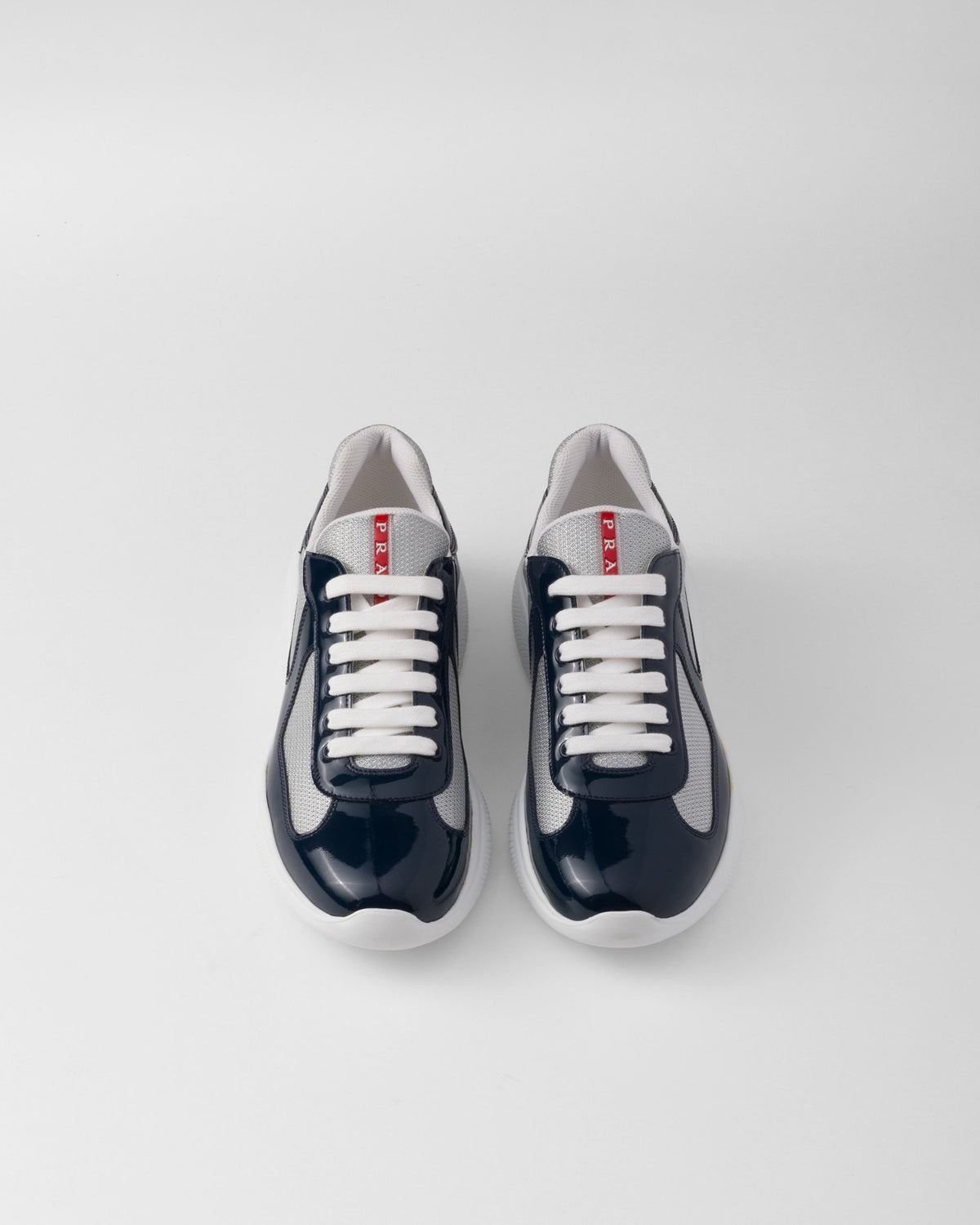 Prada კედები America's Cup