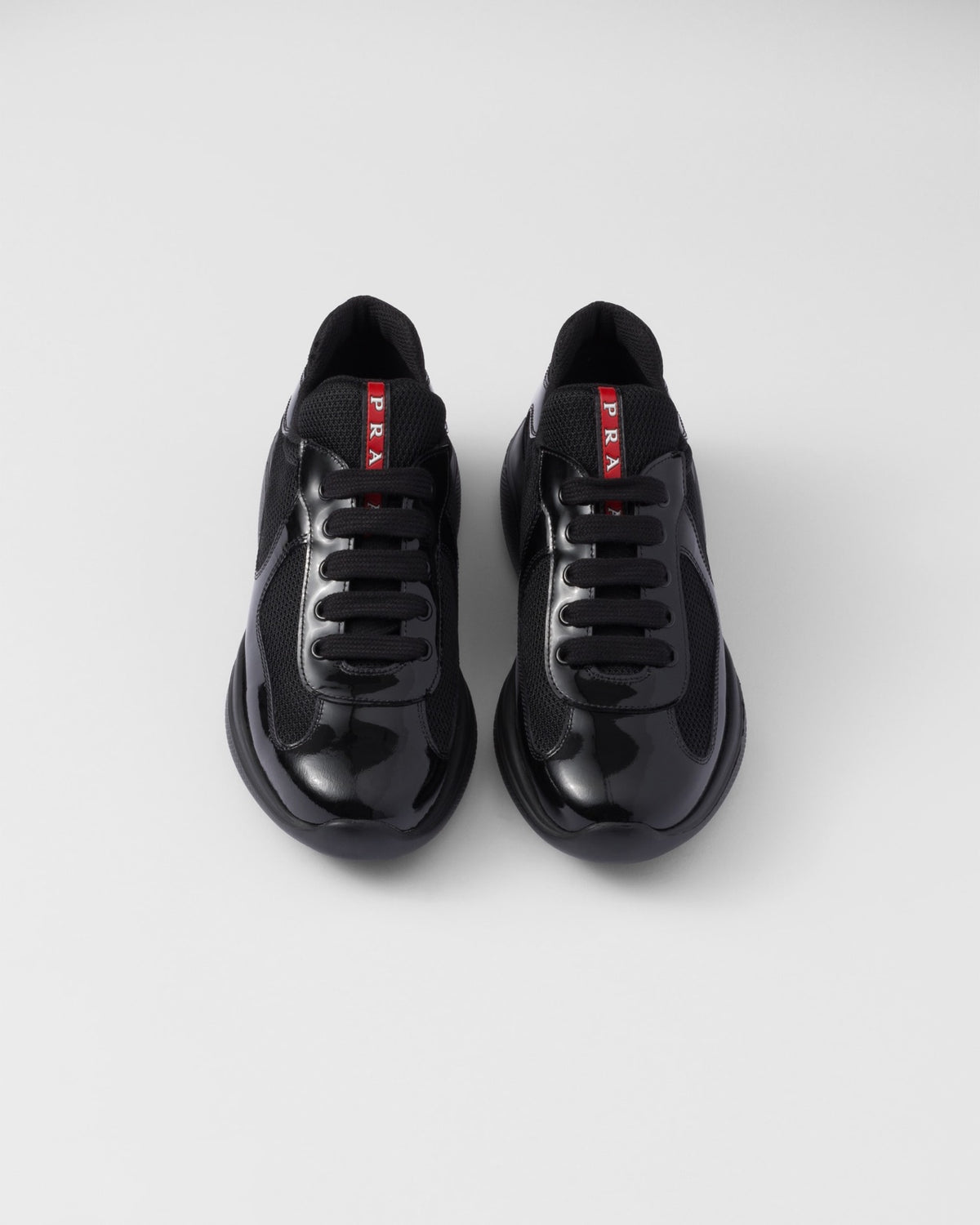 Prada კედები America's Cup