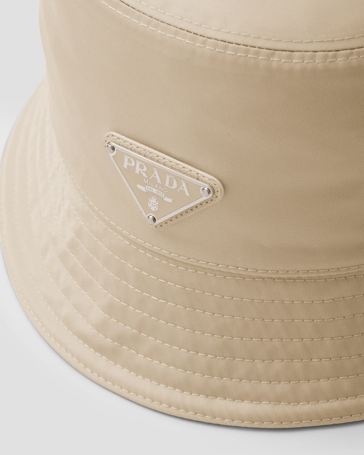Prada Re-Nylon პანამა