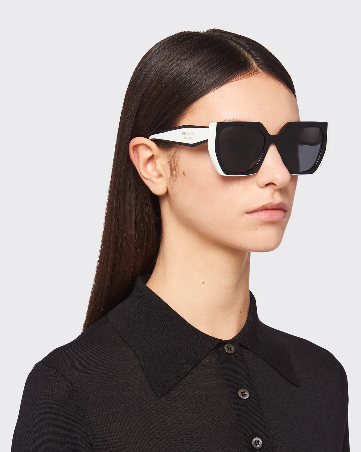 Prada მზის სათვალე Prada